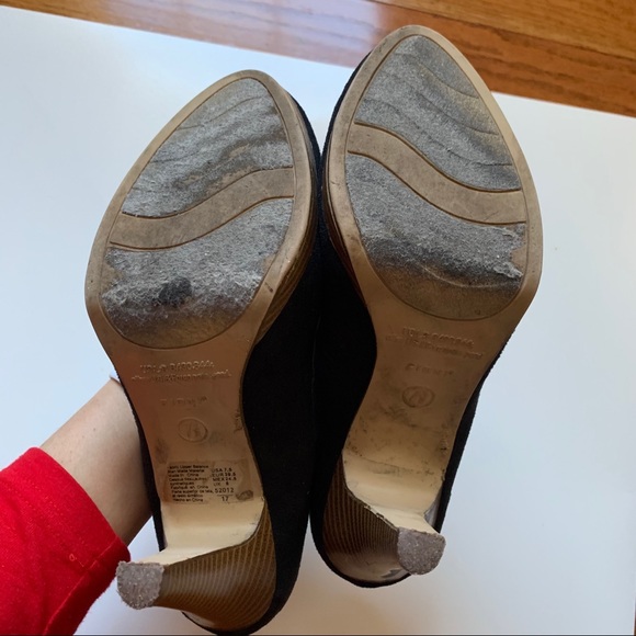 Fioni Casual Black Heels with Tan Heel - Picture 6 of 10